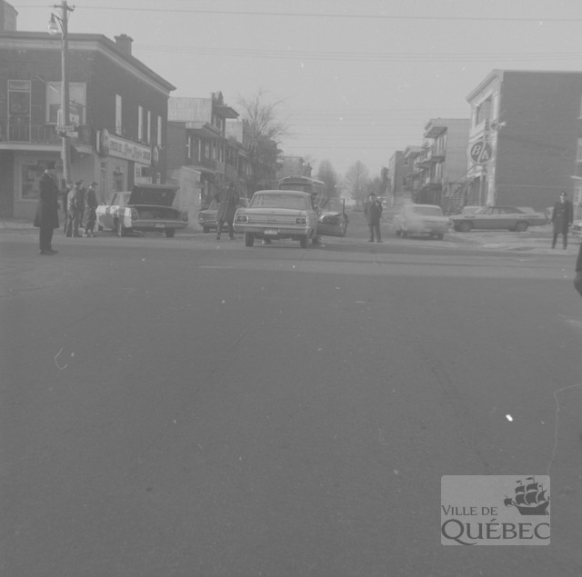 Limoilou dans les années 1960 (40) : accident au coin de la 18e Rue et de la 1re Avenue | 16 juillet 2012 | Article par Jean Cazes