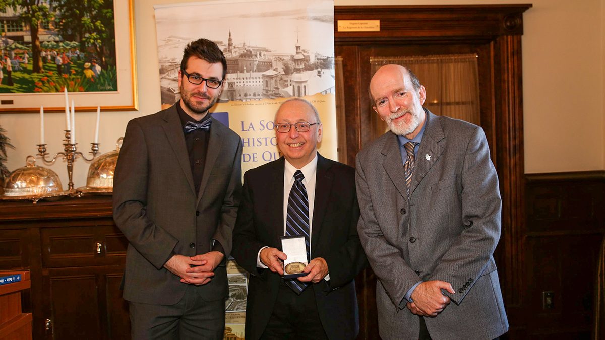 Réjean Lemoine reçoit la médaille de reconnaissance de la Société historique de Québec | 30 novembre 2019 | Article par Suzie Genest