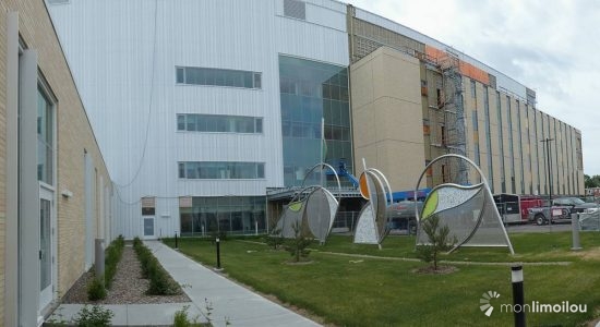 Le Centre intégré de cancérologie (CIC) et le Centre de recherche.