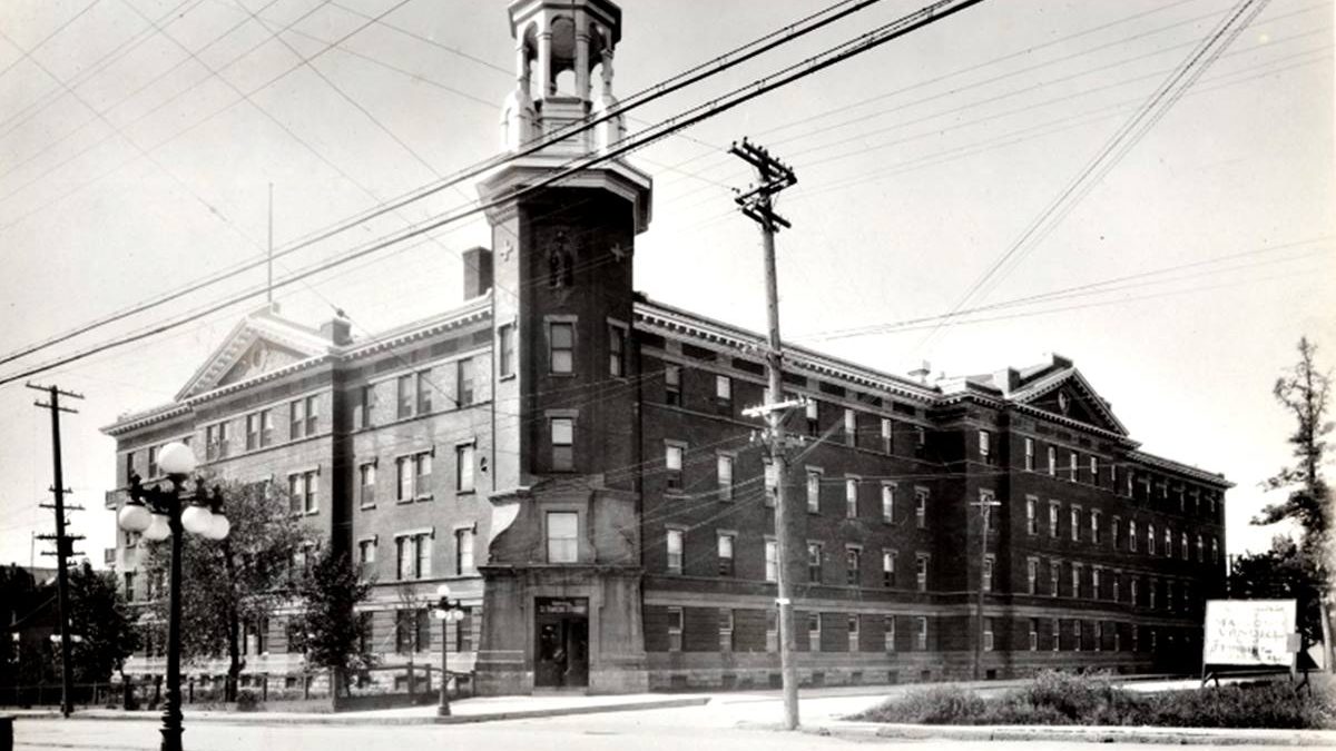Limoilou dans les années 1930 : hôpital Saint-François d'Assise | 14 novembre 2021 | Article par Jean Cazes