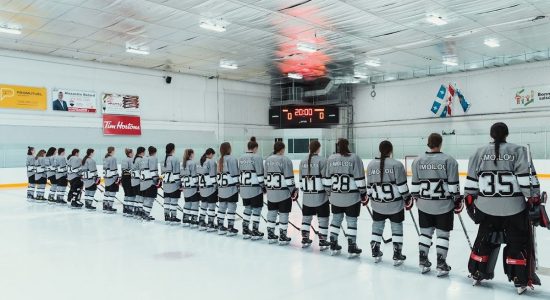 Hockey collégial féminin D1 : un match à mettre à son agenda! - Christian Lemelin