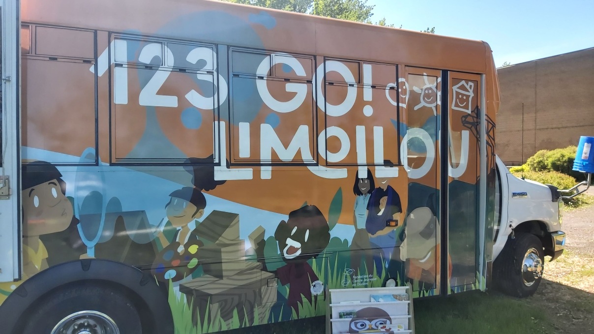 Minibus de l'Initiative 1,2,3 GO! Limoilou