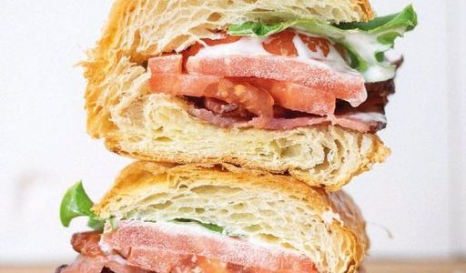 Un classique familial indémodable : le sandwich aux tomates | Boulangerie Borderon Le Fils