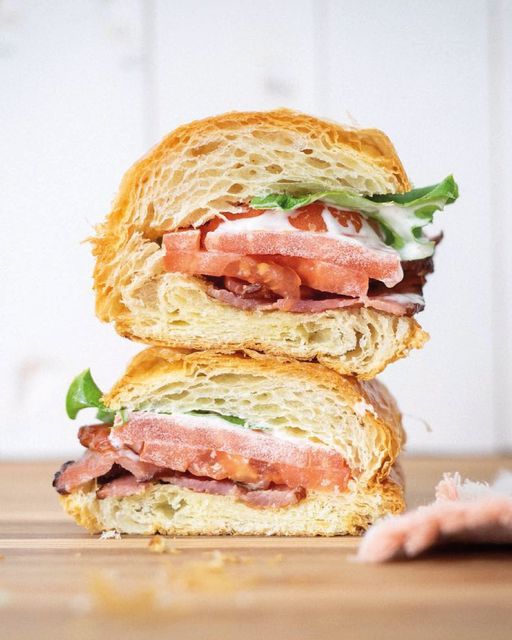 Un classique familial indémodable : le sandwich aux tomates | Boulangerie Borderon Le Fils